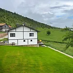 иглика * Yagodina